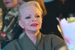 Полина Лурье отказалась от условий мирового соглашения с Ларисой Долиной polina lure otkazalas ot uslovij mirovogo soglasheniya s larisoj dolinoj-lessontime-ru-0