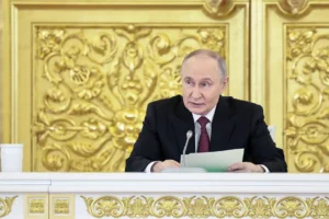 Путин и Минфин увеличивают семейную поддержку с налоговыми льготами для родителей putin i minfin uvelichivayut semejnuyu podderzhku s nalogovymi lgotami dlya roditelej-lessontime-ru-0