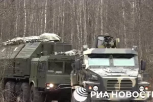 Российский «Орешник» начинает защищать Белоруссию в новом этапе сотрудничества rossijskij oreshnik nachinaet zashhishhat belorussiyu v novom etape sotrudnichestva-lessontime-ru-0