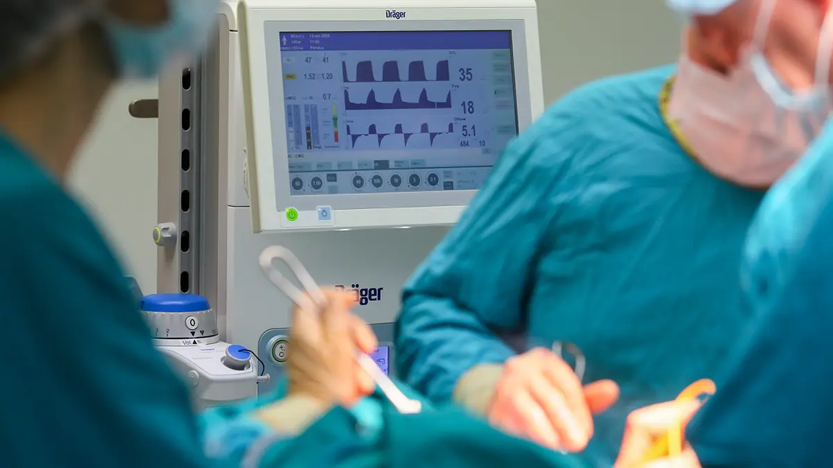 Жителю Барнаула в больнице удалили зубы вместо опухоли