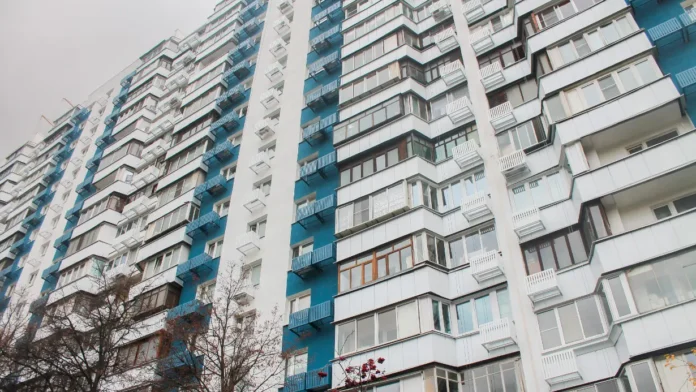 v biryulevo tri doma na lipeczkoj preobrazhayutsya blagodarya kapremontu-lessontime-ru-0
