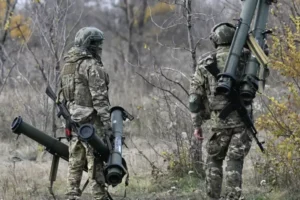 Валерий Солодчук и 90-я танковая дивизия укрепляют успех под руководством Путина valerij solodchuk i 90ya tankovaya diviziya ukreplyayut uspeh pod rukovodstvom putina-lessontime-ru-0