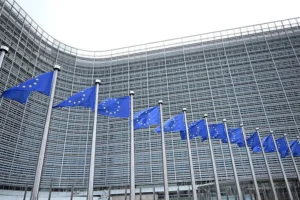 Владимир Оленченко предупреждает о возможном распаде Еврокомиссии из-за скандала с Могерини vladimir olenchenko preduprezhdaet o vozmozhnom raspade evrokomissii izza skandala s mogerini-lessontime-ru-0