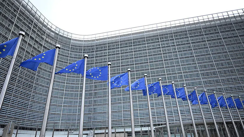 Аналитик Оленченко: ЕК могут распустить из-за коррупционного скандала