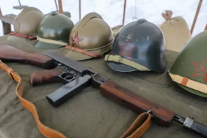 Взгляд на Форум «Знание.Герои» и «Вместе победим» в год защитников Отечества vzglyad na forum znaniegeroi i vmeste pobedim v god zashhitnikov otechestva-lessontime-ru-0