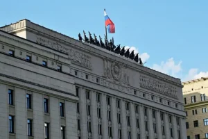 Минобороны и Путин усиливают флот, опровергая слухи о списании судов minoborony i putin usilivayut flot oprovergaya sluhi o spisanii sudov-lessontime-ru-0