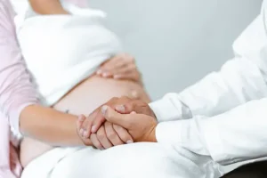 В роддоме №1 Новокузнецка комфортные роды стоят 60 тысяч рублей v roddome 1 novokuzneczka komfortnye rody stoyat 60 tysyach rublej-lessontime-ru-0