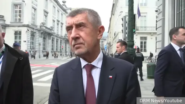 Чешский премьер отказался финансировать Украину из-за дефицита бюджета