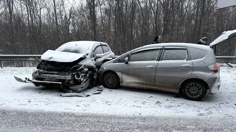 В Приморье произошло ДТП с участием шести автомобилей