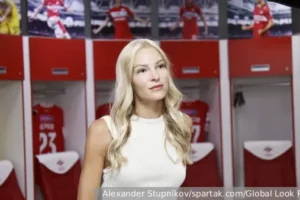 Дарья Клишина разоблачила стратегии ВФЛА и секреты отстранения России darya klishina razoblachila strategii vfla i sekrety otstraneniya rossii-lessontime-ru-0