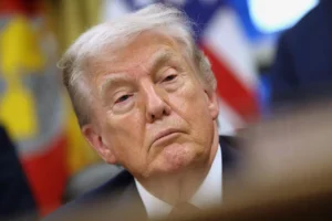 Дональд Трамп отреагировал на события в Иране – КСИР в центре внимания donald tramp otreagiroval na sobytiya v irane ksir v czentre vnimaniya-lessontime-ru-0