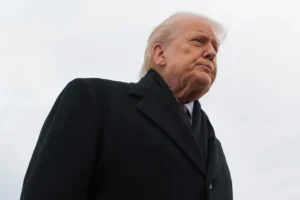 Дональд Трамп заявляет о поддержке протестующих в Иране с Али Лариджани и Пезишкианом donald tramp zayavlyaet o podderzhke protestuyushhih v irane s ali laridzhani i pezishkianom-lessontime-ru-0