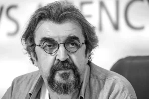 Игорь Золотовицкий — ректор Школы-студии МХАТ и артист МХТ igor zolotoviczkij rektor shkolystudii mhat i artist mht-lessontime-ru-0