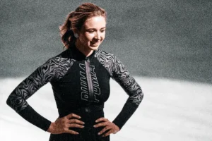 Камила Валиева демонстрирует мастерство перед ЧР по прыжкам kamila valieva demonstriruet masterstvo pered chr po pryzhkam-lessontime-ru-0