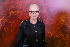 Уверенный успех: Лариса Долина снова собирает аншлаг uverennyj uspeh larisa dolina snova sobiraet anshlag-lessontime-ru-0