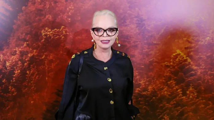 uverennyj uspeh larisa dolina snova sobiraet anshlag-lessontime-ru-0