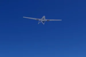 В Туле Росгвардия и ПВО проводят эвакуацию жителей четырёх домов из-за БПЛА v tule rosgvardiya i pvo provodyat evakuacziyu zhitelej chetyryoh domov izza bpla-lessontime-ru-0