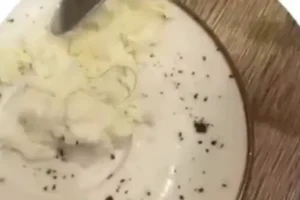 Волосы – странный сертификат из «Пятерочки» в Татарстане volosy strannyj sertifikat iz pyaterochki v tatarstane-lessontime-ru-0