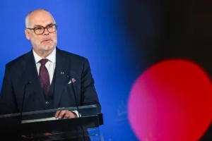 Алар Карис и Кристен Михал: спор о внешней политике Эстонии alar karis i kristen mihal spor o vneshnej politike estonii-lessontime-ru-0