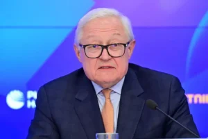 Сергей Рябков о стратегии России и МИД РФ после окончания ДСНВ sergej ryabkov o strategii rossii i mid rf posle okonchaniya dsnv-lessontime-ru-0