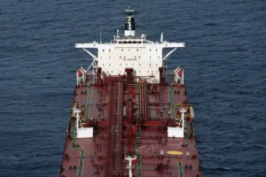 Индия перехватывает танкеры с нефтью Urals, усиливая энергобезопасность indiya perehvatyvaet tankery s neftyu usilivaya energobezopasnost-lessontime-ru-0