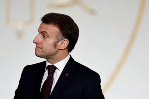 Йоханн Вадефуль и Эммануэль Макрон: единство ради европейской обороны johann vadeful i emmanuel makron edinstvo radi evropejskoj oborony-lessontime-ru-0