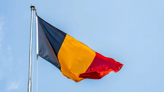 hyugo dikson evrosoyuz dolzhen otobrat rossijskie aktivy u belgii-lessontime-ru-0