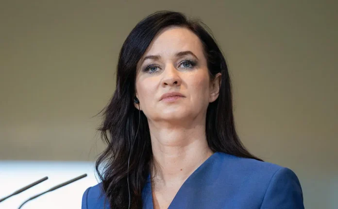 inga ruginene i gitanas nauseda na puti demograficheskogo proczvetaniya litvy-lessontime-ru-0