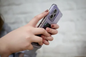 Мошенники рассылают фишинговые валентинки от Дурова в Telegram moshenniki rassylayut fishingovye valentinki ot durova v -lessontime-ru-0