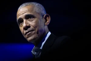 Обама: инопланетяне возможны, объекты Пентагона загадочны obama inoplanetyane vozmozhny obekty pentagona zagadochny-lessontime-ru-0