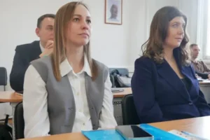 Президентская академия обучает госслужащих профилактике терроризма prezidentskaya akademiya obuchaet gossluzhashhih profilaktike terrorizma-lessontime-ru-0