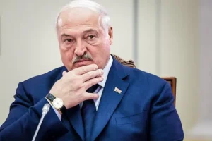 Лукашенко заявляет: Беларусь улучшает боеприпасы после стрельб lukashenko zayavlyaet belarus uluchshaet boepripasy posle strelb-lessontime-ru-0