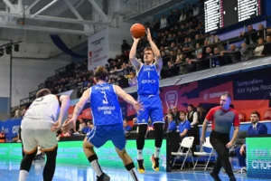 Вдохновляющая победа "Химок" над "Динамо". Востриков и Захаров блистают во Владивостоке vdohnovlyayushhaya pobeda himok nad dinamo vostrikov i zaharov blistayut vo vladivostoke-lessontime-ru-0