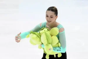 Татьяна Тарасова с оптимизмом о Камиле Валиевой и Марке Кондратюке tatyana tarasova s optimizmom o kamile valievoj i marke kondratyuke-lessontime-ru-0