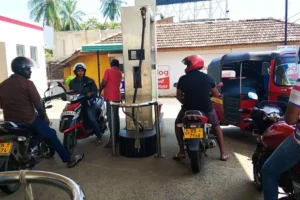 Шри-Ланка ввела QR-коды для топлива, туристы преодолевают кризис shrilanka vvela kody dlya topliva turisty preodolevayut krizis-lessontime-ru-0