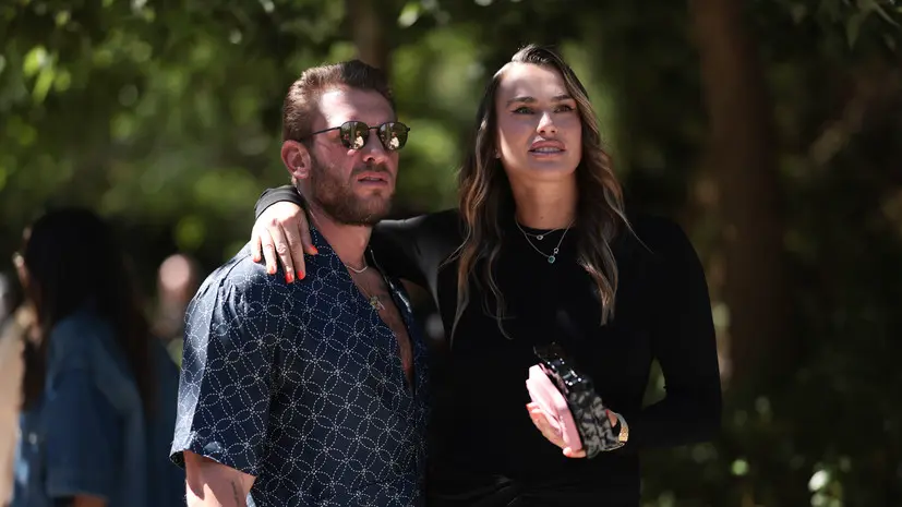 «Не всем так повезло, как мне»: Соболенко заставила миллионера сделать предложение, но свадьба состоится не скоро