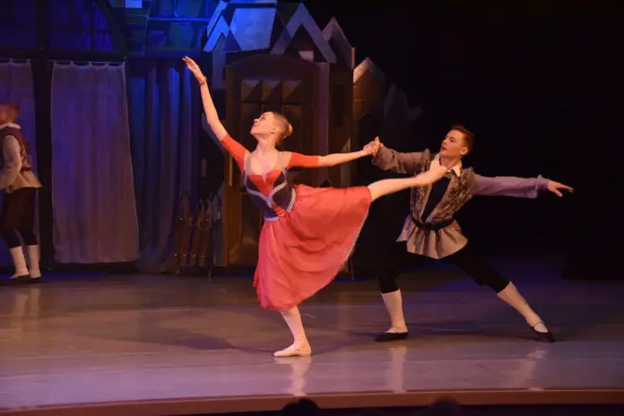 Елена Давыдова и "Щелкунчик" зовут на детский балет в Екатеринбурге-0