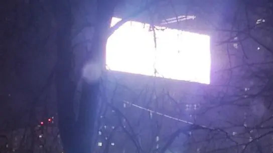 Жители Красногорска пожаловались на бессонницу из-за ярких рекламных щитов