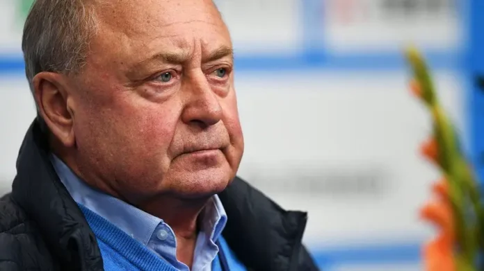 nikolaj memola czenit vklad alekseya mishina v figurnoe katanie-lessontime-ru-0