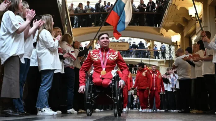 putin pozdravil paralimpijczev flag i gimn obedinyayut stranu-lessontime-ru-0