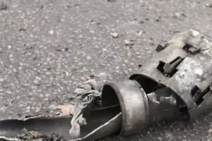 Тревога в костромской гимназии после сбития ПВО беспилотника trevoga v kostromskoj gimnazii posle sbitiya pvo bespilotnika-lessontime-ru-0