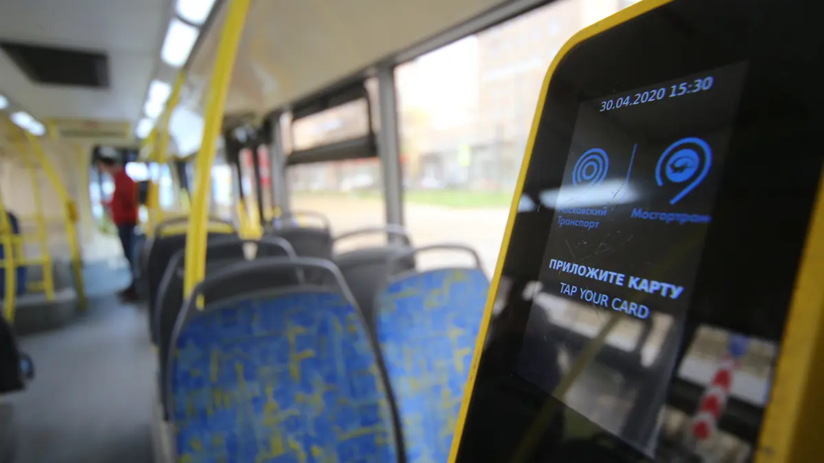 Контролеры проверили более 207 тысяч билетов на маршруте Т1