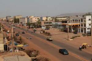 Роль Африканского корпуса РФ в Мали: конфликты туарегов и исламистов rol afrikanskogo korpusa rf v mali konflikty tuaregov i islamistov-lessontime-ru-0