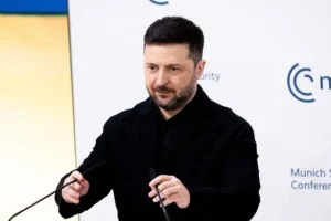 zelenskij preduprezhdaet ukraina mozhet raskolotsya izza donbassa-lessontime-ru-0