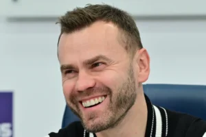 akinfeev shutit s dzyubojne trogaj vratarej czska-lessontime-ru-0