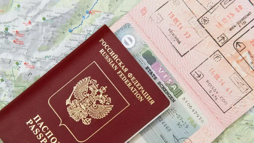Россиян предупредили о подаче документов на «шенген» минимум за месяц