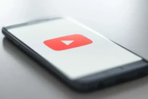 Google и YouTube укрепляются в РФ: новые знаки через Роспатент i ukreplyayutsya v rf novye znaki cherez rospatent-lessontime-ru-0