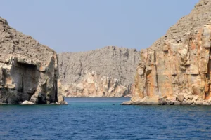 Иран открыл Ормузский пролив – 15 судов прошли за день: Трамп iran otkryl ormuzskij proliv 15 sudov proshli za den tramp-lessontime-ru-0