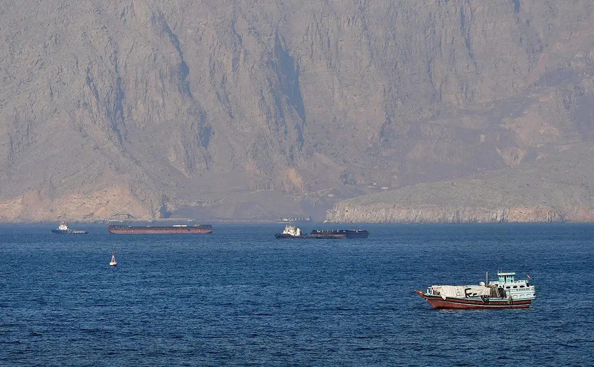 Ормузский пролив (Reuters)