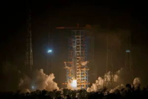 kitaj uvelichil proizvodstvo sputnikov operezhaya rakety-lessontime-ru-0